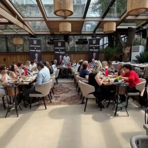 besiktasta kadinlarin gucu eUnBMEiR