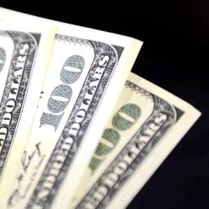 doviz kurlari dolar ve euro gune yukselisle basladi FK9zB5L5