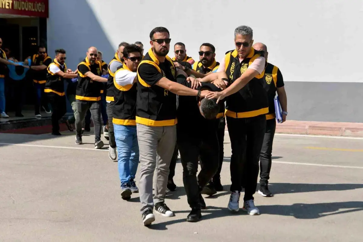 adanada harac ve silahli saldiri girisimi PZJqkLXy