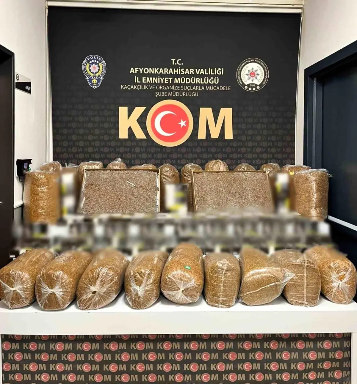 afyonkarahisarda 60 bin makaron ele gecirildi 3te5xNOK