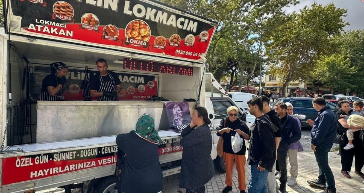 arabeskin yildiz ismi gullu icin lokma dagittilar cmZL24On