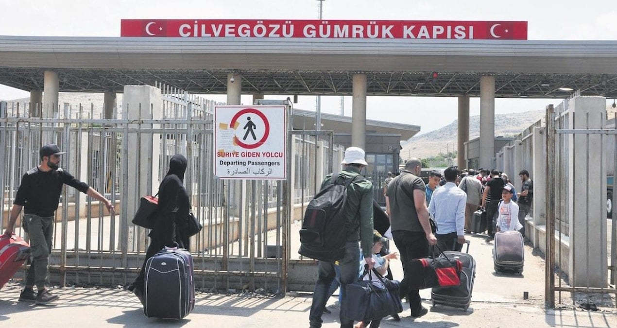 bakan yerlikaya acikladi ulkesine donen suriyeli sayisi belli oldu AG2dBYhA