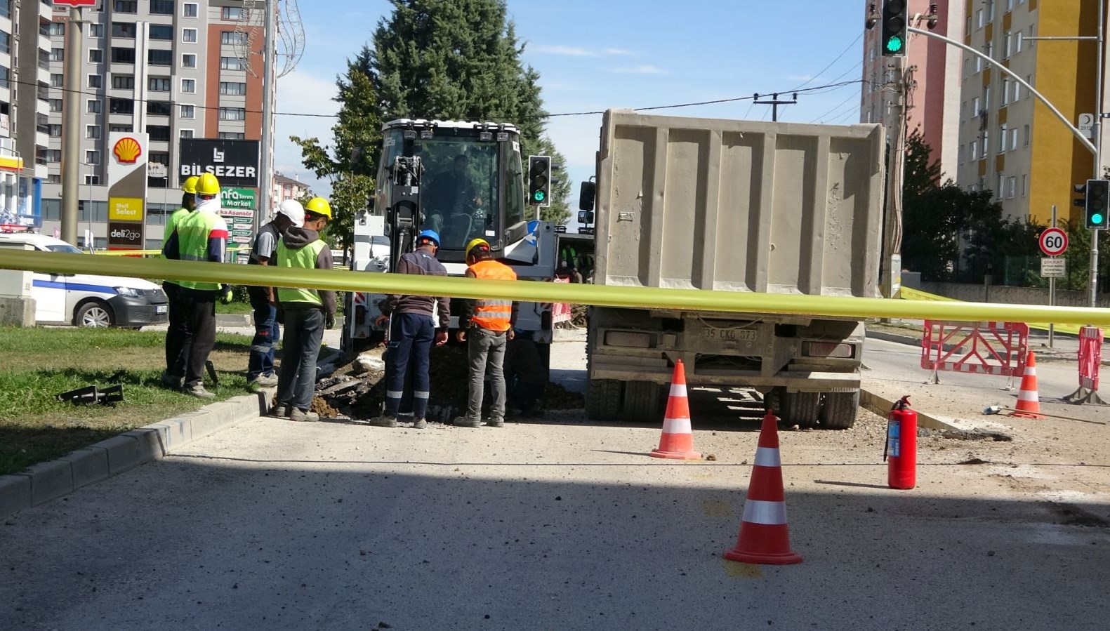kazi sirasinda dogalgaz borusu patladi nGmd1DDz