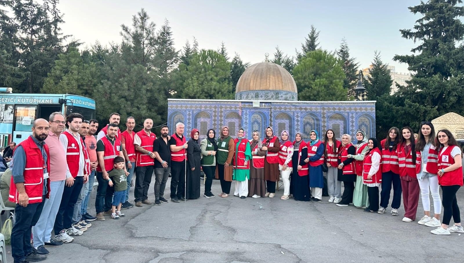 mardinde kizilaydan gazze icin etkinlik M7TYRTbe