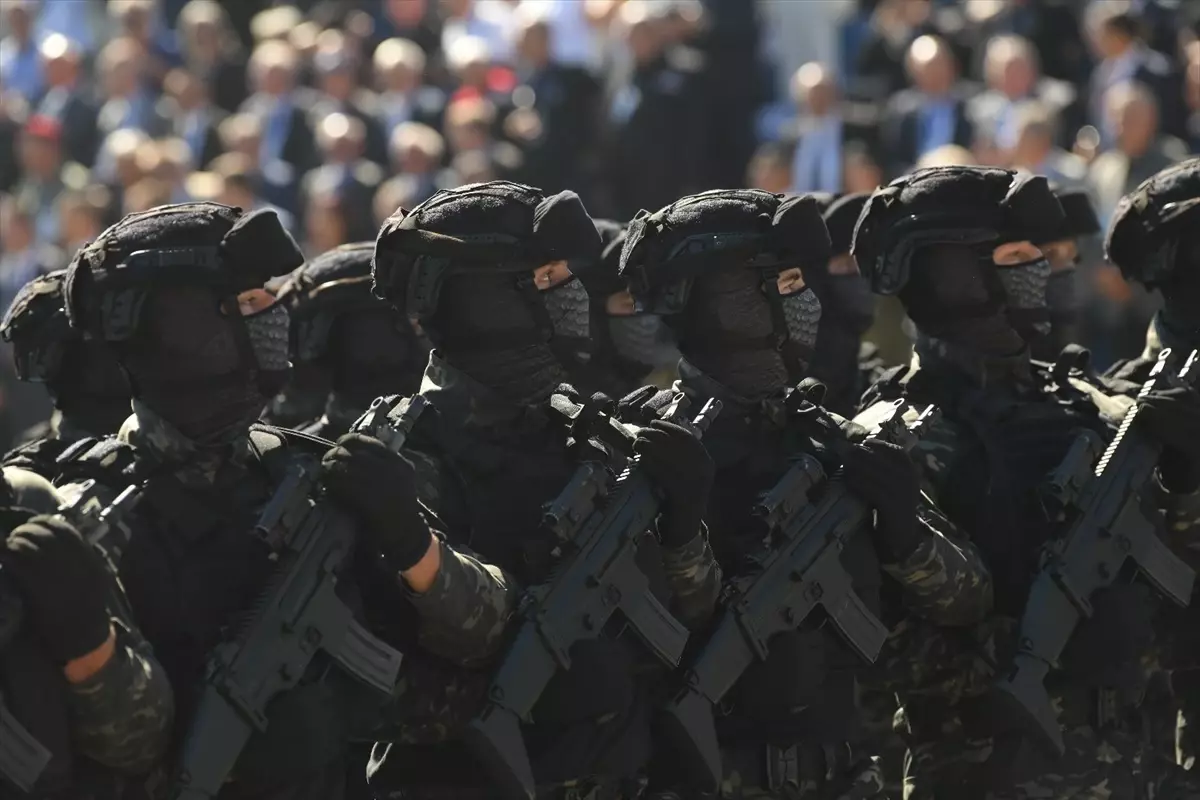 sirbistanda askere gecit toreni lbiBAPOE