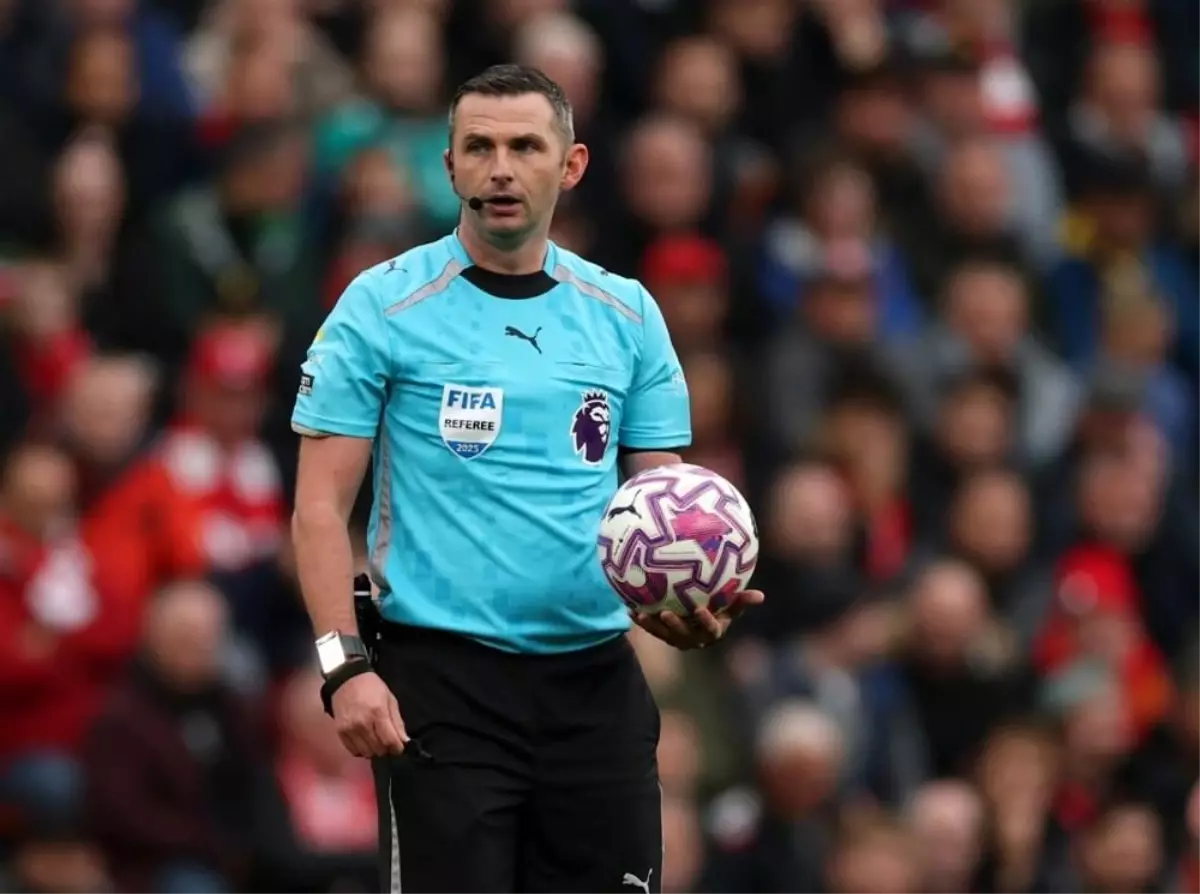 galatasaray bodoglimt macinda hakem michael oliver aZCNCPYf.jpg