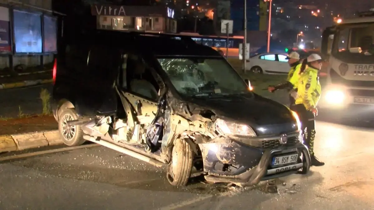 sariyerde tira carpan surucu kacti AZ2Jhjan