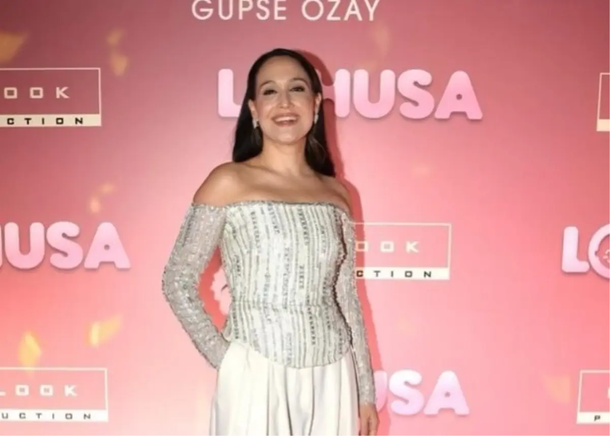 gupse ozay kimdir gupse ozay kac yasinda nereli bosandi mi evli mi cocugu var mi HdcxPbGc.jpg