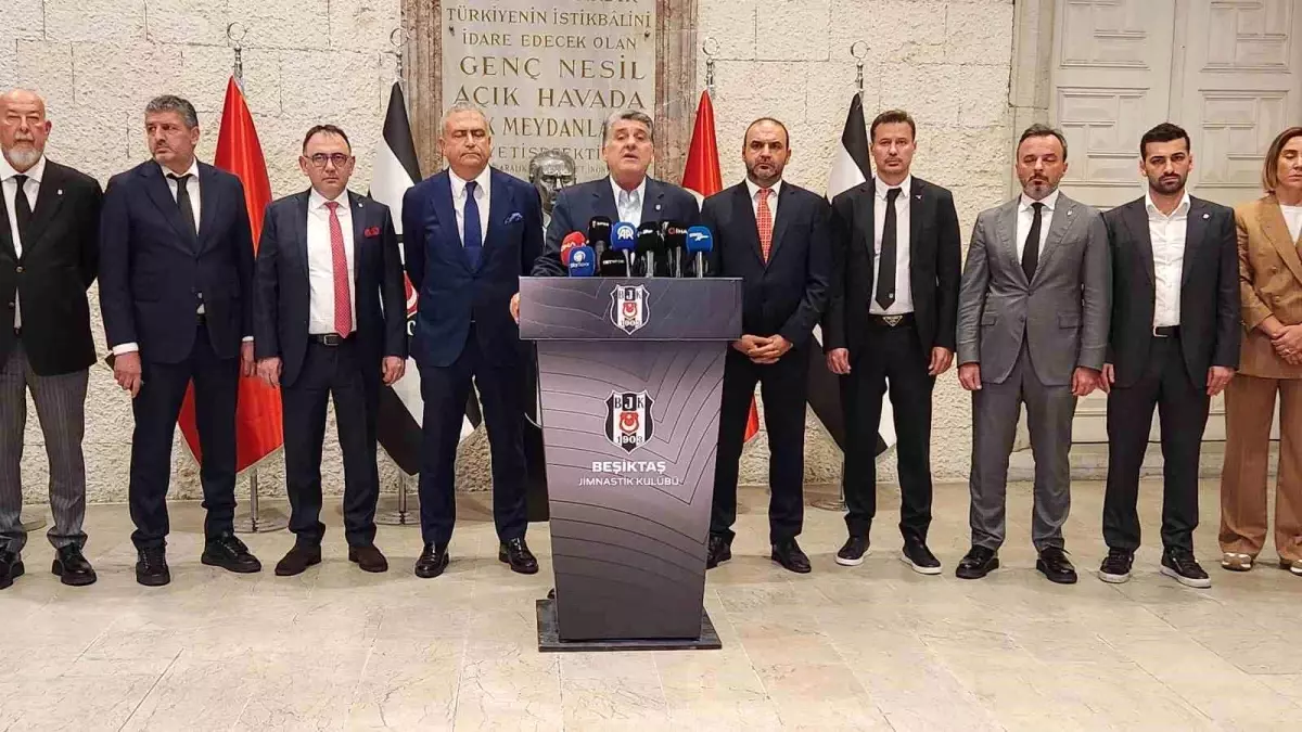 serdal adali kim baskan olmak istiyorsa buyursun ciksin TawvTvYI.jpg