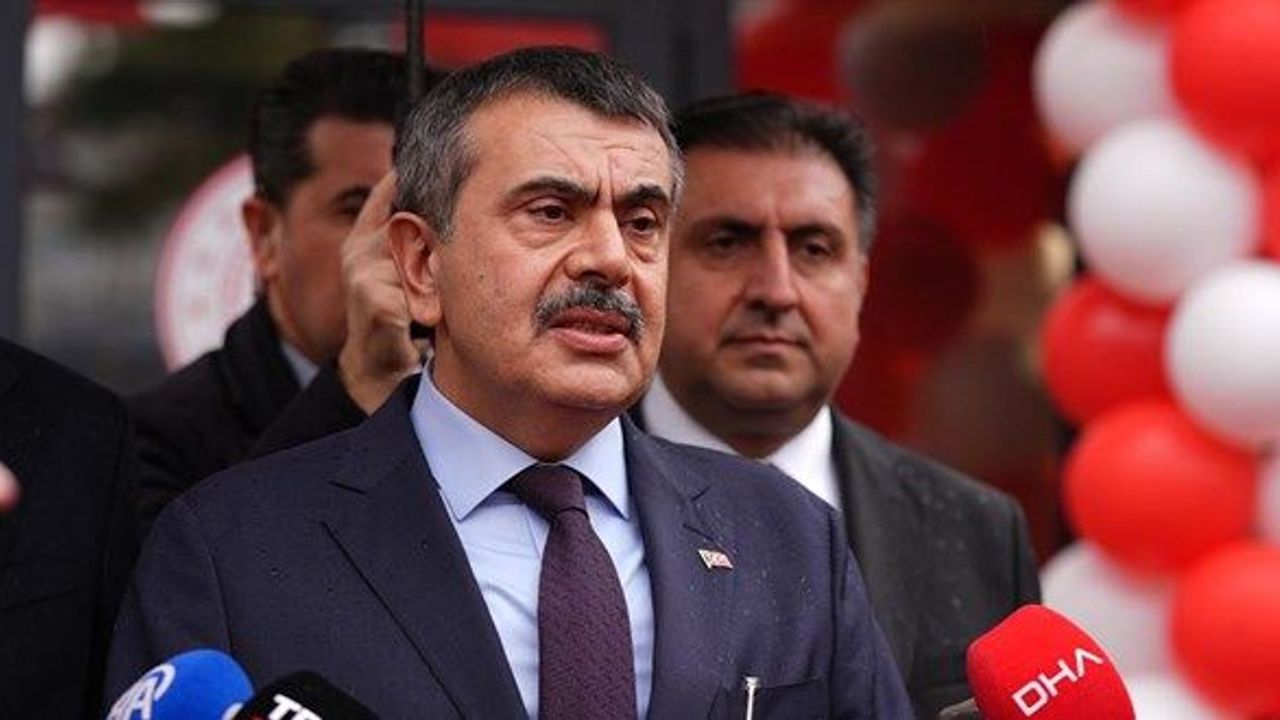 Bakan Tekin’den Öğretmenlere Alan Değişikliği Müjdesi