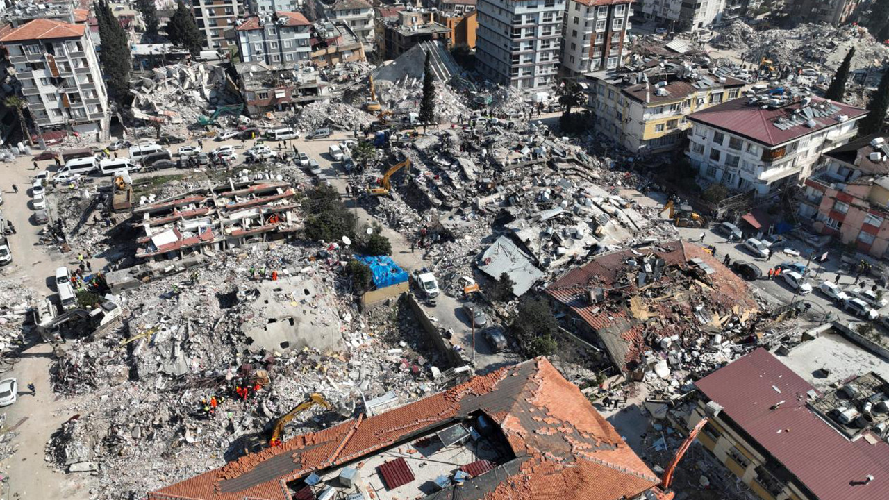 Emlakbank Konutları Davasında Alt Yüklenicinin Sorumluluğu Teyit Edildi