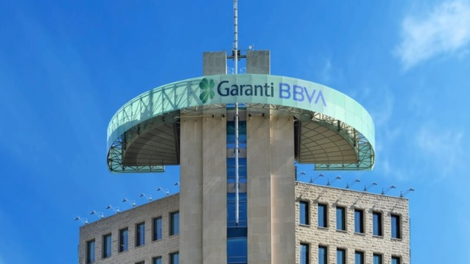 Garanti Bankası’nın Net Kârı Beklentilerin Üzerinde Gerçekleşti