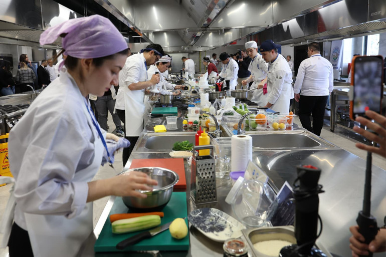 Üniversiteler mutfakta ‘sıfır atık’ için yarıştı