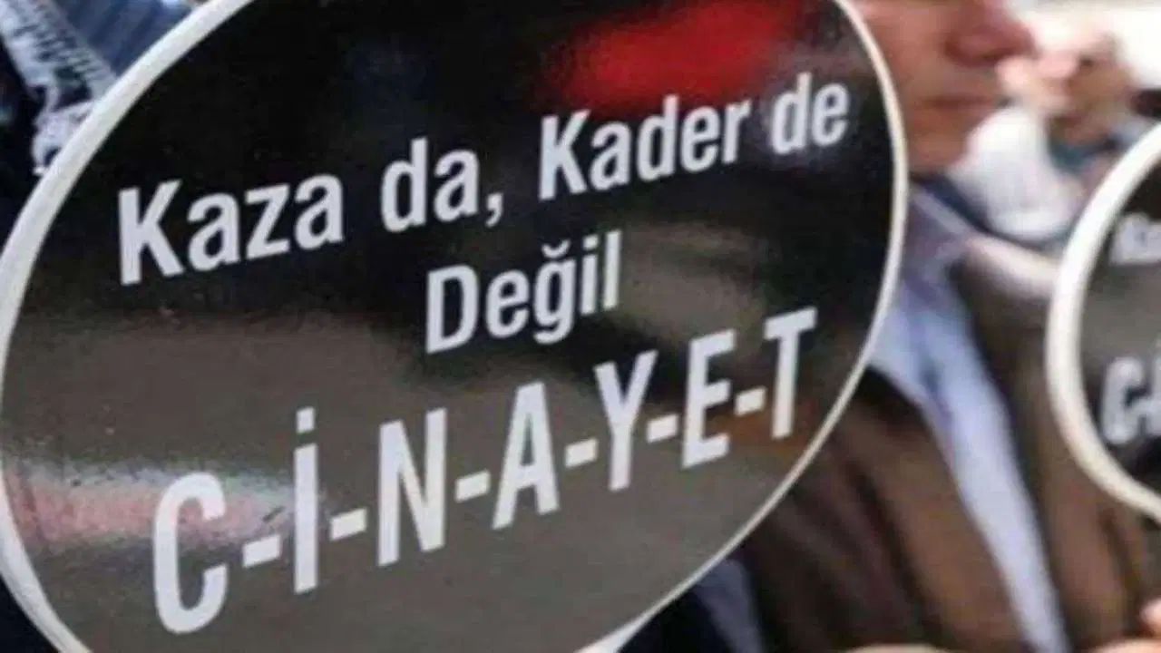 Denizli’de göçük altında kalan kepçe operatörü hayatını kaybetti Img